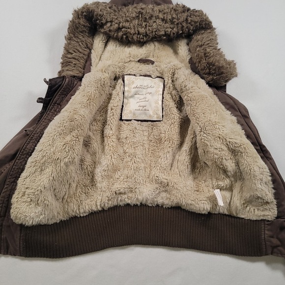 Abercrombie Women Hooded Cropped Jacket Large Brown Faux Fur Lined Zip Button - Picture 7 of 10